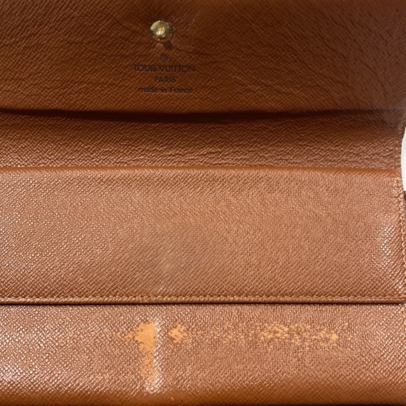 Louis Vuitton Monogram Wallet - Picture 11 of 13